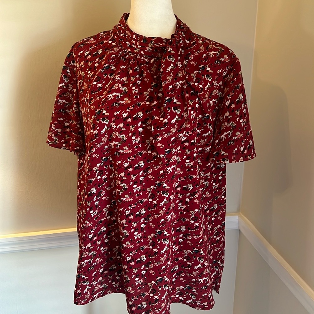 Vince Camuto short sleeve, tie neck blouse.   Beautiful deep red color size L